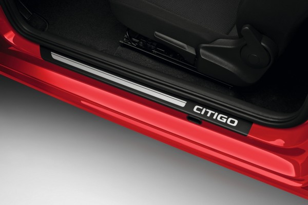 Dekorative Einstiegsfolie mit Schriftzug "Citigo" für 3-Türer