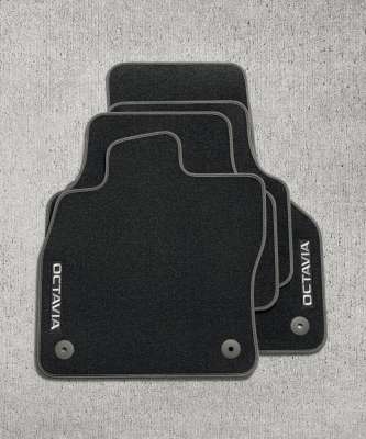 Skoda Octavia vloermatten Skoda Octavia 2013 - heden mattenset voor en Skoda Octavia vloermatten Skoda Octavia 2013 - heden mattenset voor en