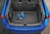 Kofferraummatte aus Kunststoff Kofferraummatte aus Kunststoff